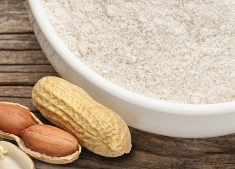 How_much_peanut_flour_fits_into_a_cup