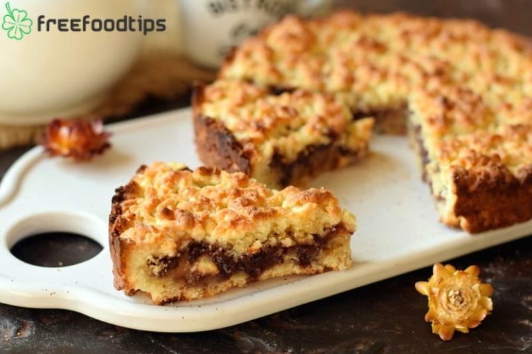 Crumb cake with jam recipe