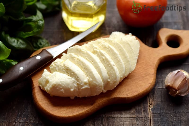 Step_1 How to make Caprese salad Step_1 How to make Caprese salad