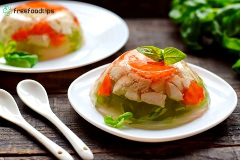 Chicken Aspic Recipe (Kholodets)