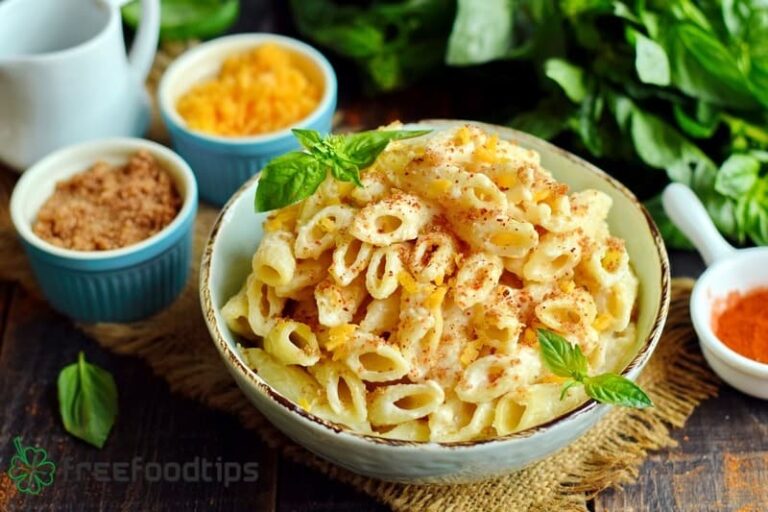 Stovetop Mac and Cheese Recipe with Breadcrumbs