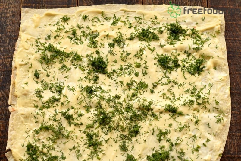 Sprinkle chopped dill Sprinkle chopped dill