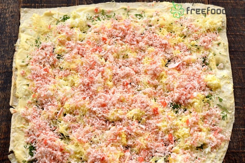 Add grated crabmeat Add grated crabmeat